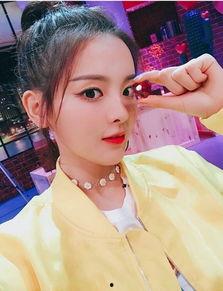 娱乐圈热搜苏简,苏简的崛起之路  第2张