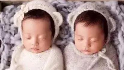 异卵双胞胎明星,揭秘异卵双胞胎明星的璀璨人生