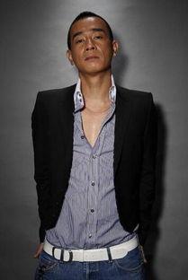 演员陈小春,从古惑仔到爸爸去哪儿，硬汉奶爸的成长之路  第2张