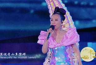 汪明荃背景后台,从影视巨星到慈善大使，揭秘她的传奇人生与深厚背景  第3张